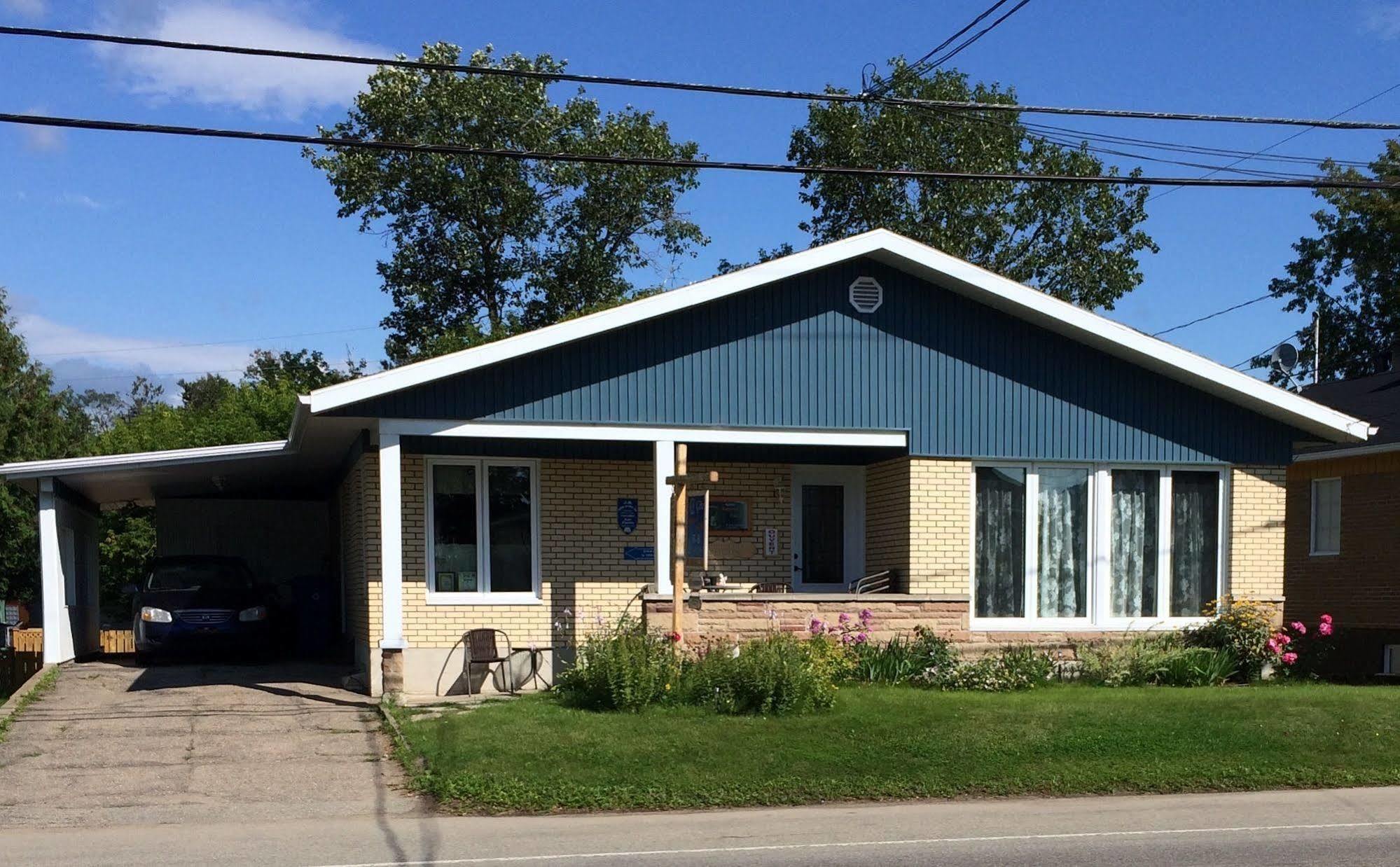 Gite Esprit Follet Baie-Saint-Paul Exterior foto